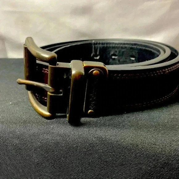 COLUMBIA MENS BROWN BELT LEATHER TOP OVERLAY FAUX LEATHER UNDER LINING SIZE 42 - Picture 1 of 9